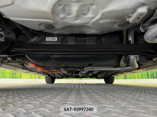 Toyota AQUA 2013-03 344805-19