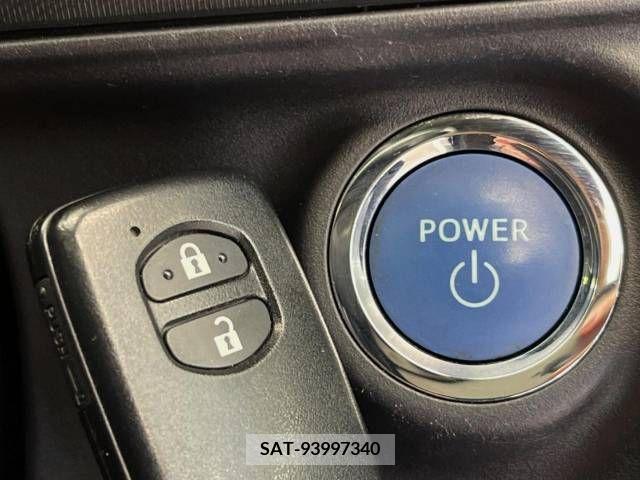 Toyota AQUA 2013-03 344805-6