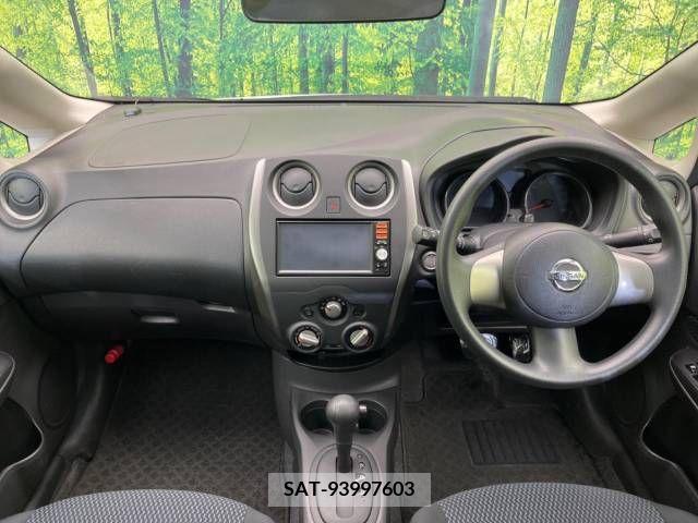 Nissan NOTE 2013-08 375574-1