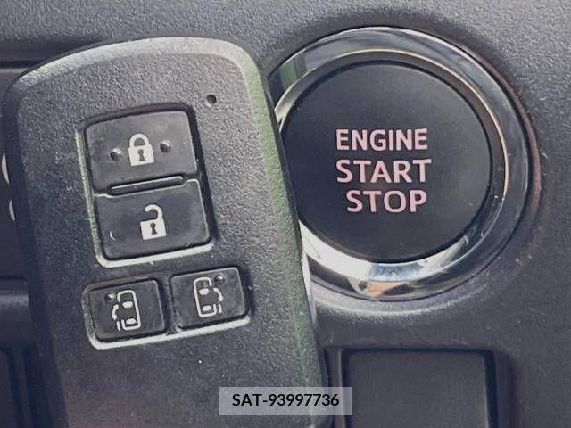 Toyota VOXY 2019-10 225160-7