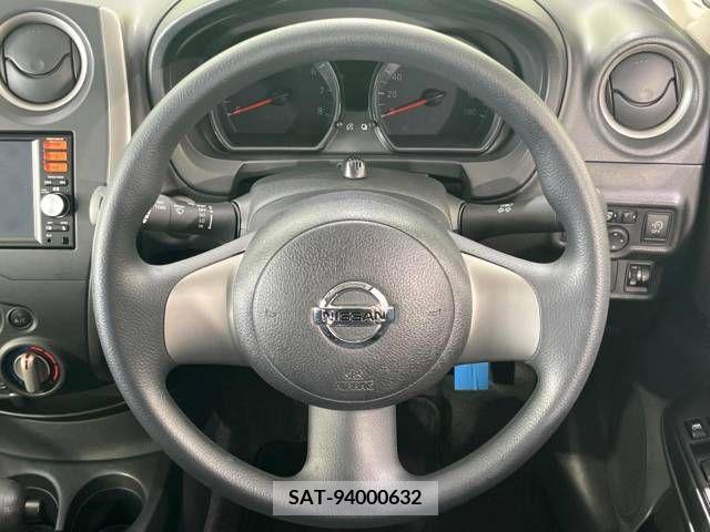 Nissan NOTE 2013-07 340096-11