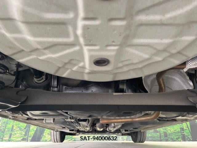 Nissan NOTE 2013-07 340096-19