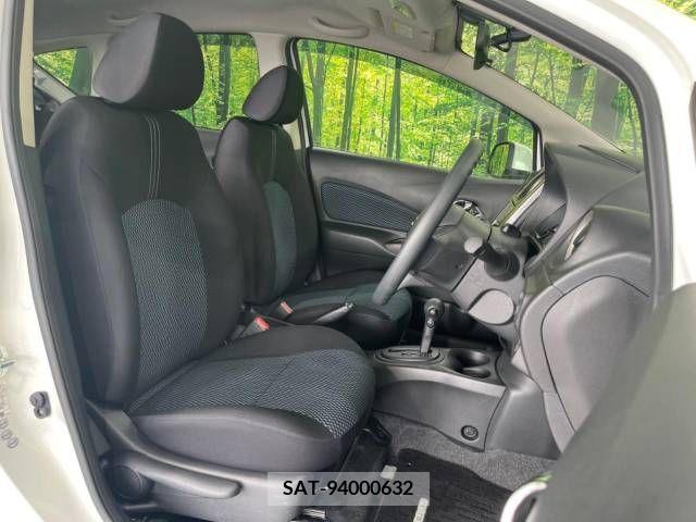 Nissan NOTE 2013-07 340096-7