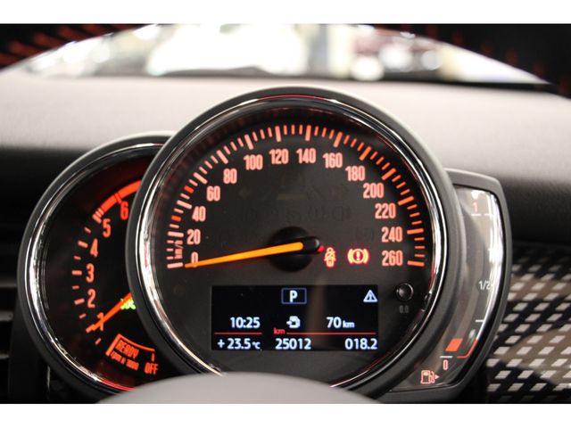 Bmw MINI 2019-09 25268-3