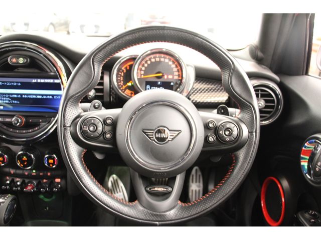 Bmw MINI 2019-09 25268-12