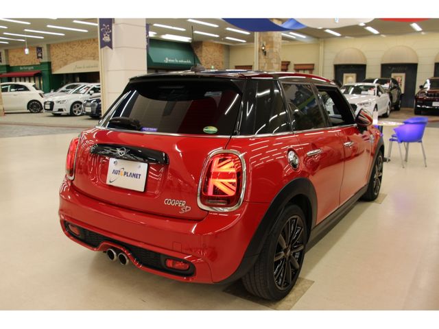 Bmw MINI 2019-09 25268-25