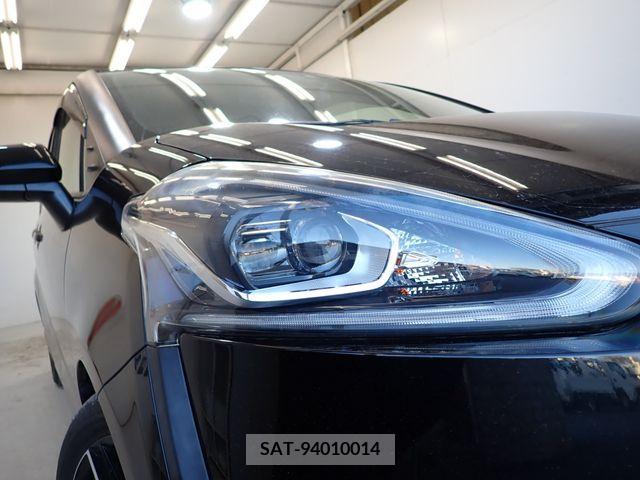 Toyota SIENTA 2017-02 208591-8