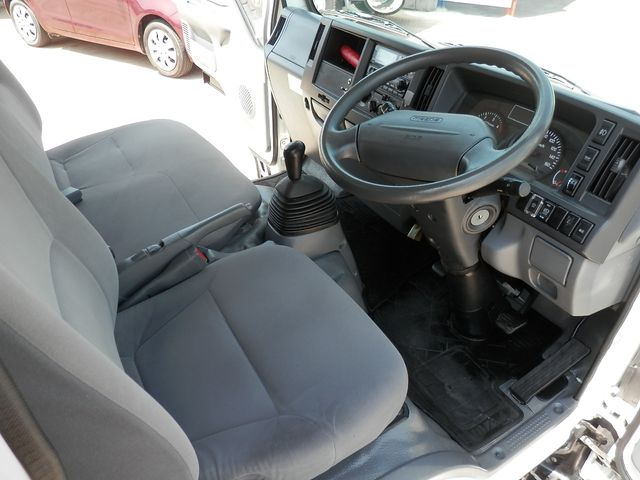 Mazda TITAN 2013-05 4779-26