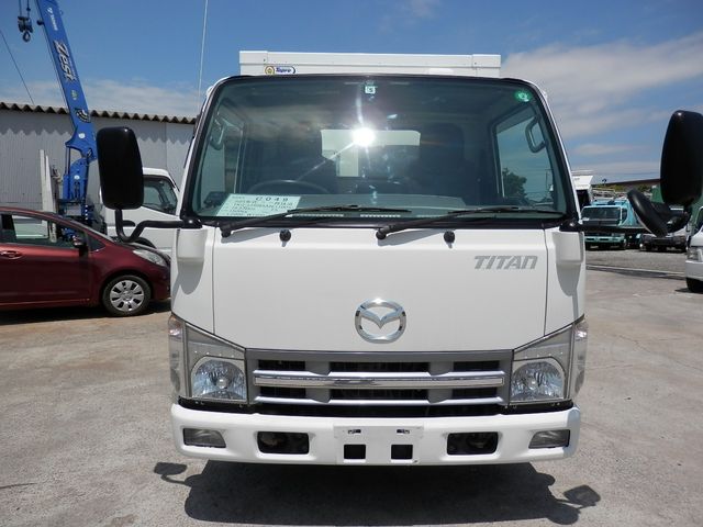 Mazda TITAN 2013-05 4779-4