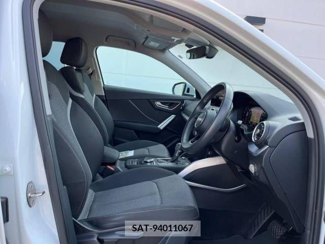 Audi Q2 2017-11 331214-8