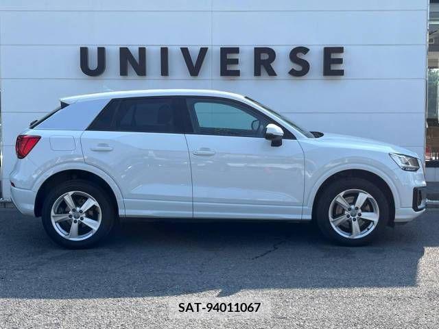 Audi Q2 2017-11 331214-19