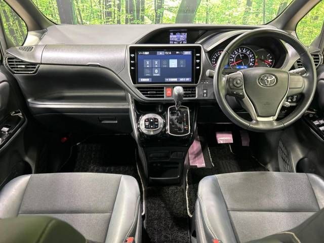 Toyota NOAH 2018-12 14053-1