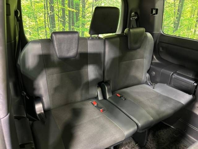 Toyota NOAH 2018-12 14053-10