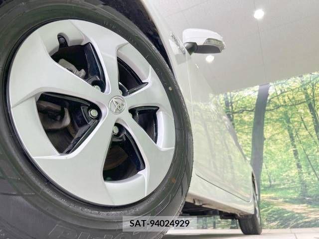 Toyota PRIUS 2013-10 339624-13