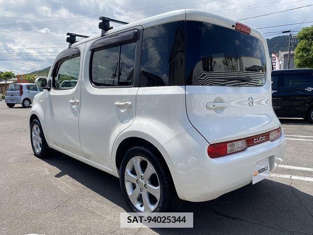 Nissan CUBE 2017-09 358394-8
