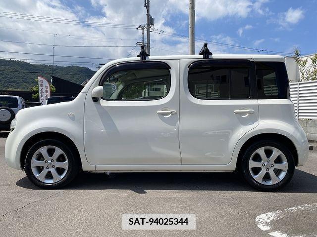 Nissan CUBE 2017-09 358394-4