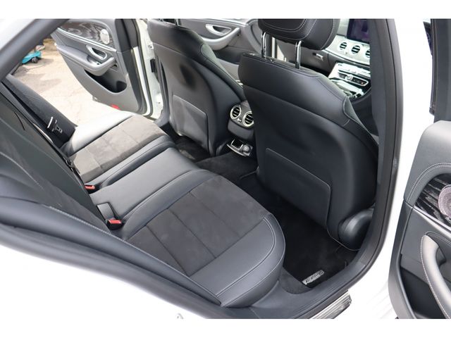 Mercedes Benz E-CLASS 2017-01 6763-3