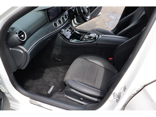 Mercedes Benz E-CLASS 2017-01 6763-5