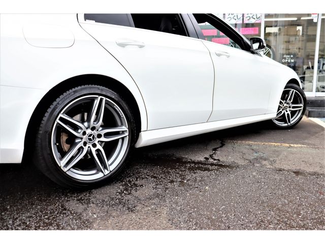 Mercedes Benz E-CLASS 2017-01 6763-24