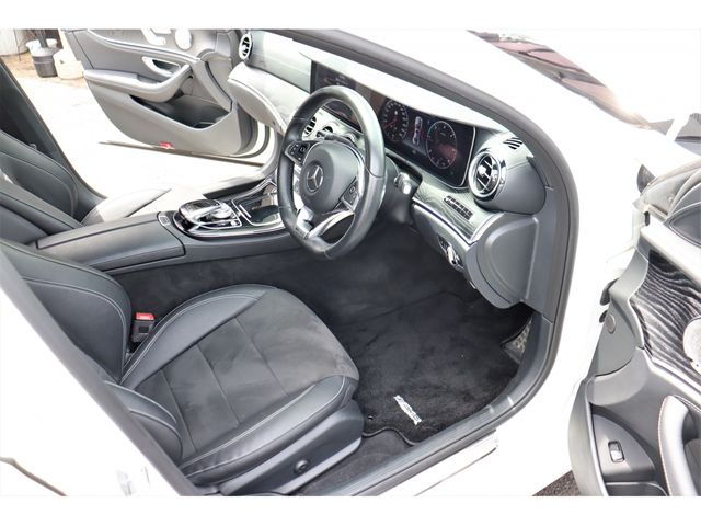 Mercedes Benz E-CLASS 2017-01 6763-2