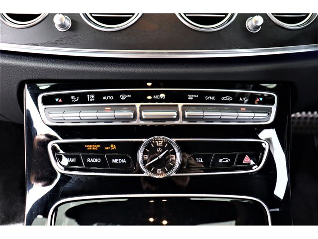 Mercedes Benz E-CLASS 2017-01 6763-11
