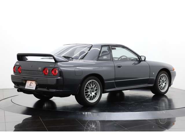 Nissan SKYLINE GT-R 1994-09 195731-17