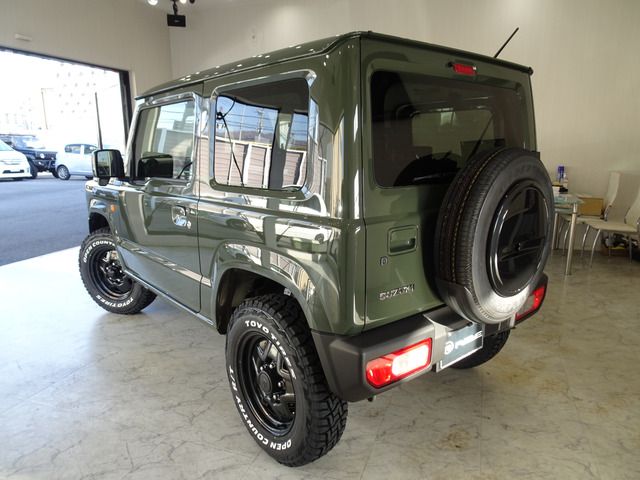 Suzuki JIMNY 2023-09 11808-19