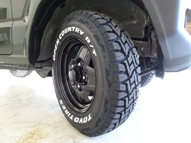Suzuki JIMNY 2023-09 11808-17