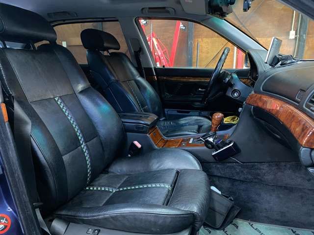 Bmw Alpina B12 1997-03 7770-14