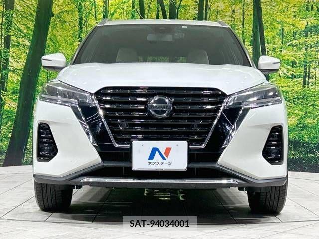 Nissan KICKS 2023-03 362268-14