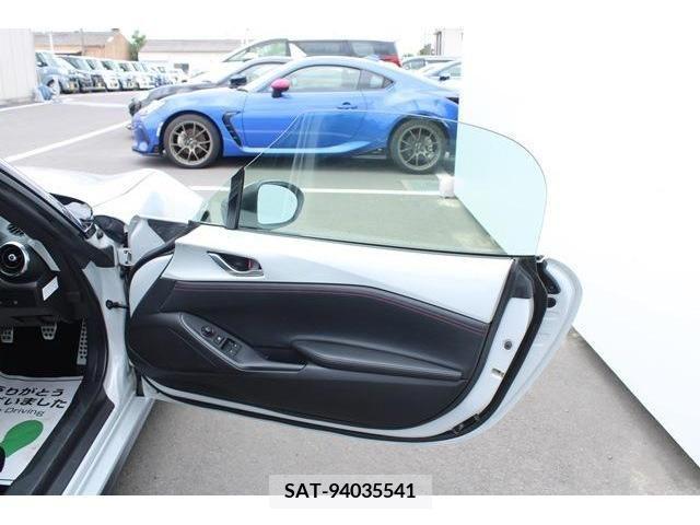 Mazda ROADSTER 2016-09 283448-12