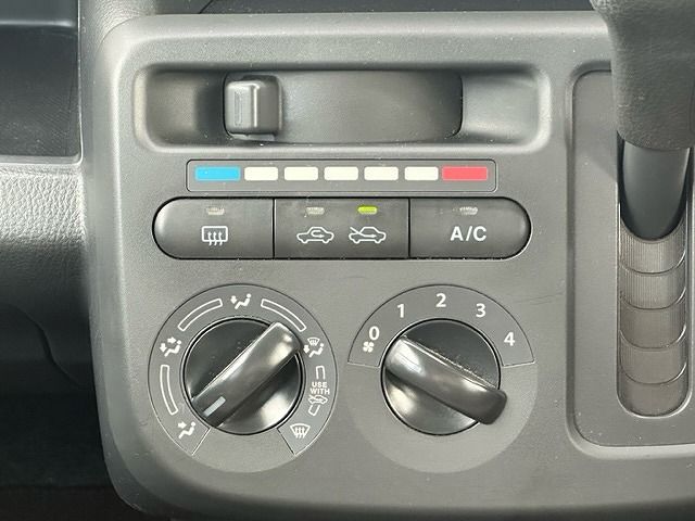 Nissan MOCO 2014-07 2967-9