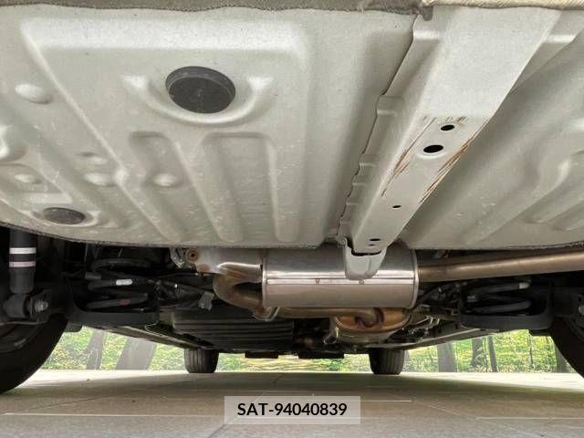 Toyota VOXY 2019-03 288896-19