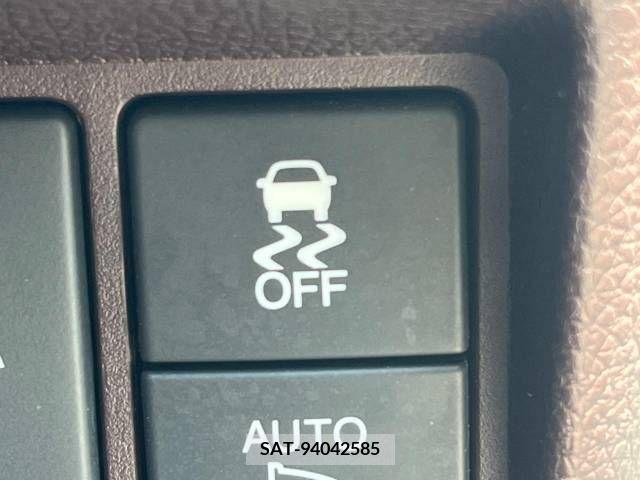 Honda N-WGN 2015-04 307842-7