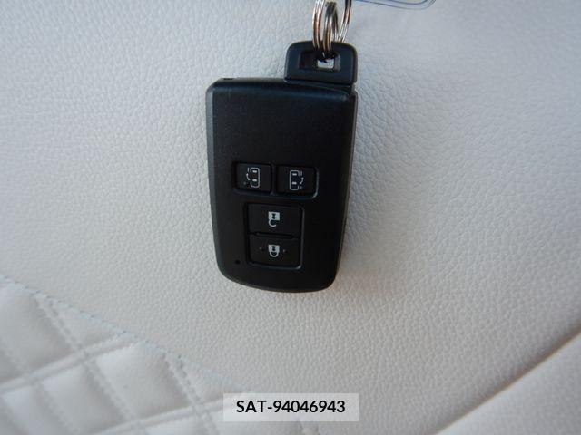 Toyota VELLFIRE 2018-09 299443-9