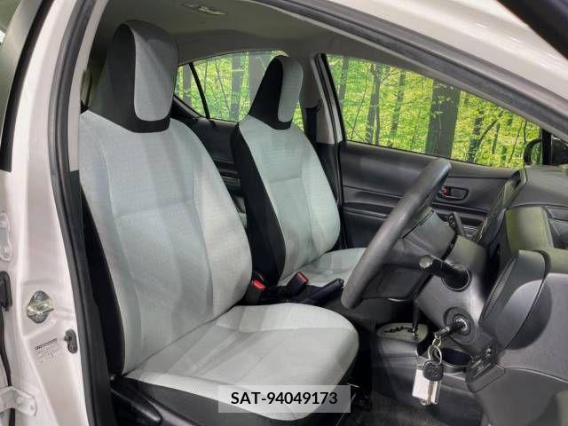 Toyota AQUA 2019-06 337393-8