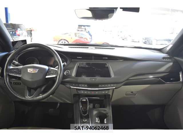 Cadillac XT4 2021-02 225777-4