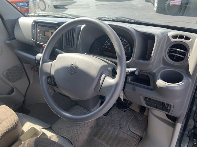 Suzuki EVERY 2018-08 22697-5