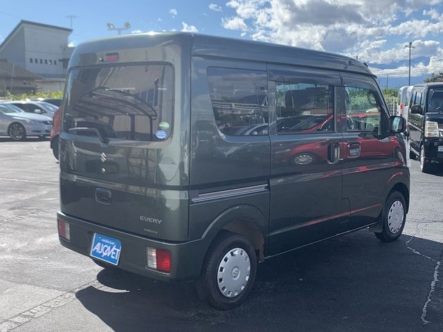 Suzuki EVERY 2018-08 22697-2