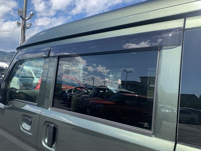 Suzuki EVERY 2018-08 22697-28