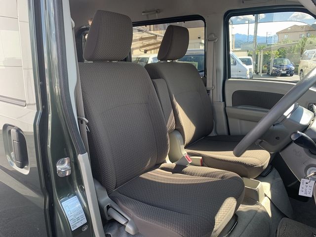 Suzuki EVERY 2018-08 22697-9