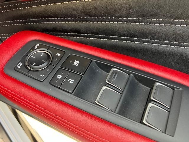 Lexus LS 2018-12 15653-25