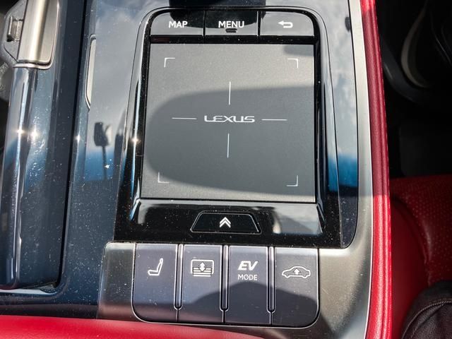 Lexus LS 2018-12 15653-18