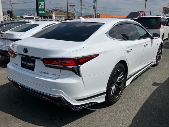 Lexus LS 2018-12 15653-1
