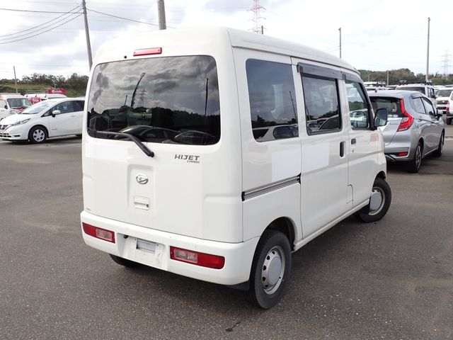 Daihatsu HIJET CARGO 2017-10 16885-2