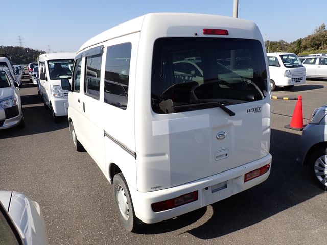 Daihatsu HIJET CARGO 2017-10 16885-7