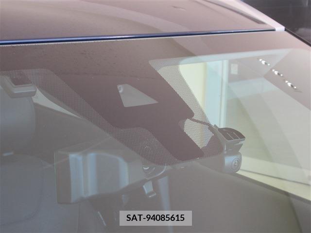 Nissan KICKS 2020-09 225243-4
