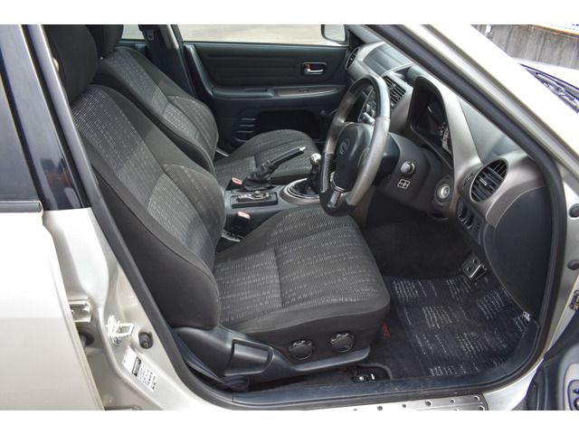 Toyota ALTEZZA 2000-05 1981-14