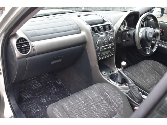 Toyota ALTEZZA 2000-05 1981-13