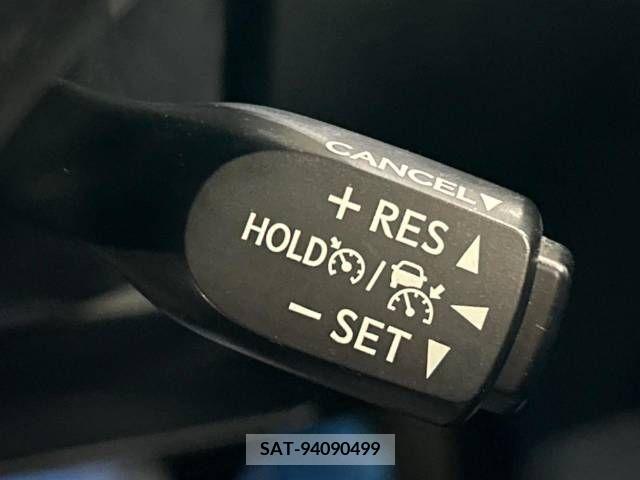 Toyota HARRIER 2018-06 271447-5